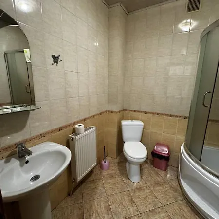 Hotel квітка закарпаття 4*