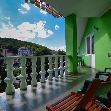 квітка закарпаття 4*