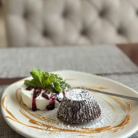 квітка закарпаття Hotel Polyana (Transcarpathia)