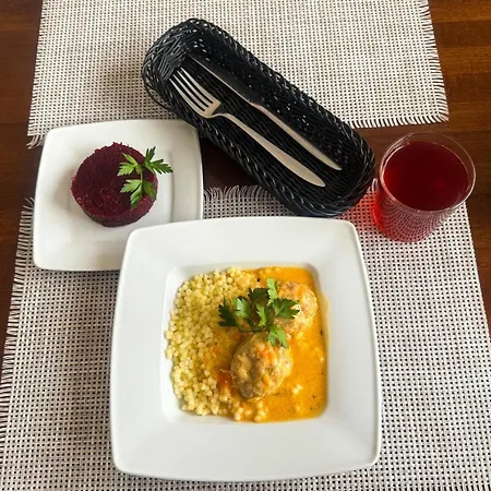Hotel квітка закарпаття 4*