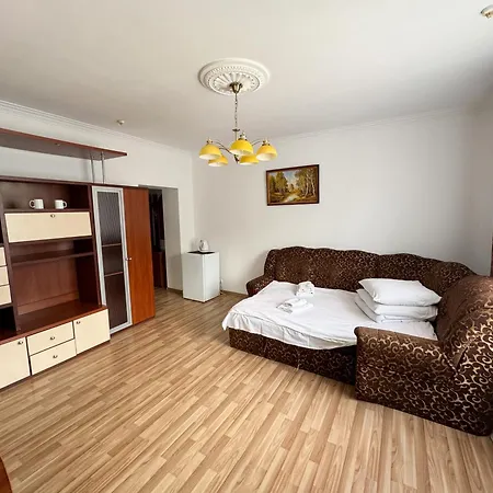 Hotel квітка закарпаття 4*