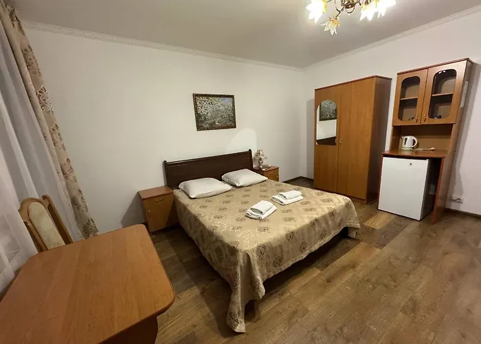 酒店 квітка закарпаття 波利亚纳